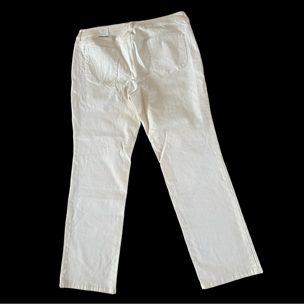 Chico's Women's High Rise Jeans in White Size 3 - Picture 2 of 4